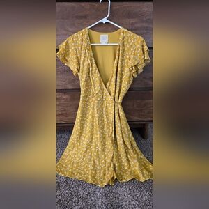 Harper Heritage Flutter Sleeve Floral Wrap Dress, sz S